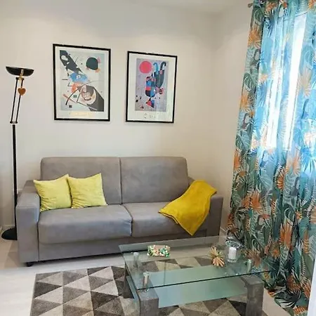 Διαμέρισμα Holidays House *